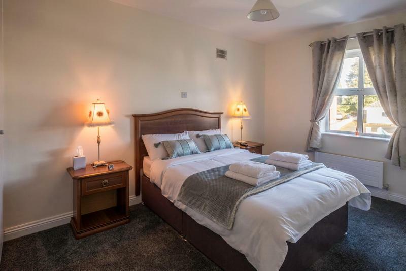 Mulberry Lodge Guest House Ballyhaunis Zewnętrze zdjęcie